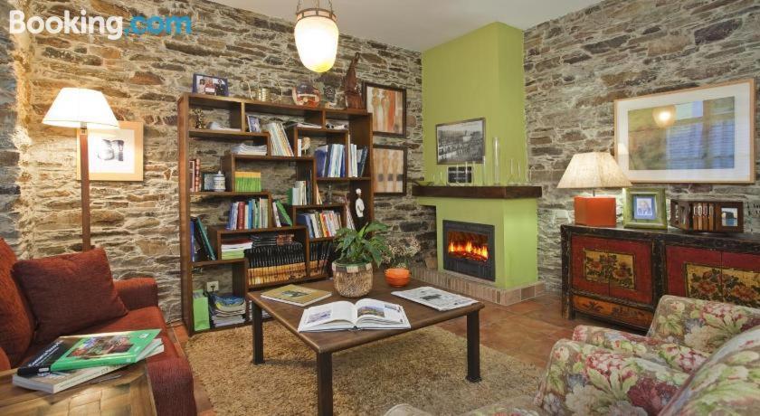 Casa Soto Hotel Vegadeo Eksteriør billede
